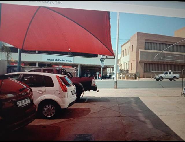 BUSINESS FOR SALE IN CAPITAL PARK